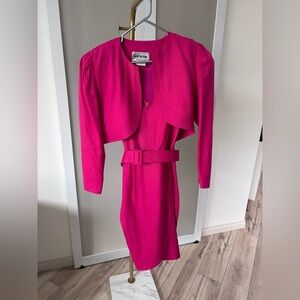 Vintage Caroma Paris /Rome Vibrant Pink Dress Suit